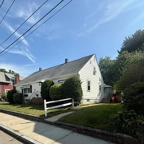 2 bed, 1.5 bath, 1000 sqft, $2,700 — Photo 3