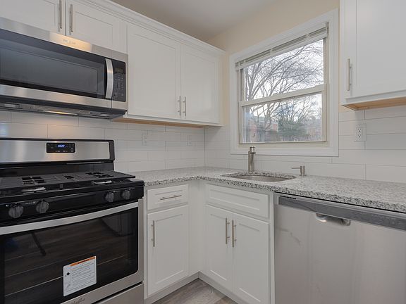 4th image of 21 Milford Ln APT 7306