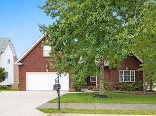 2000 Sunflower Dr, Spring Hill, TN 37174