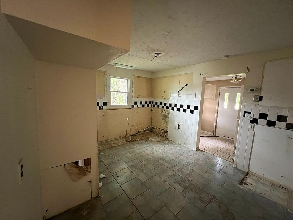 222 Chapel Rd, Amelia, OH 45102 Zillow