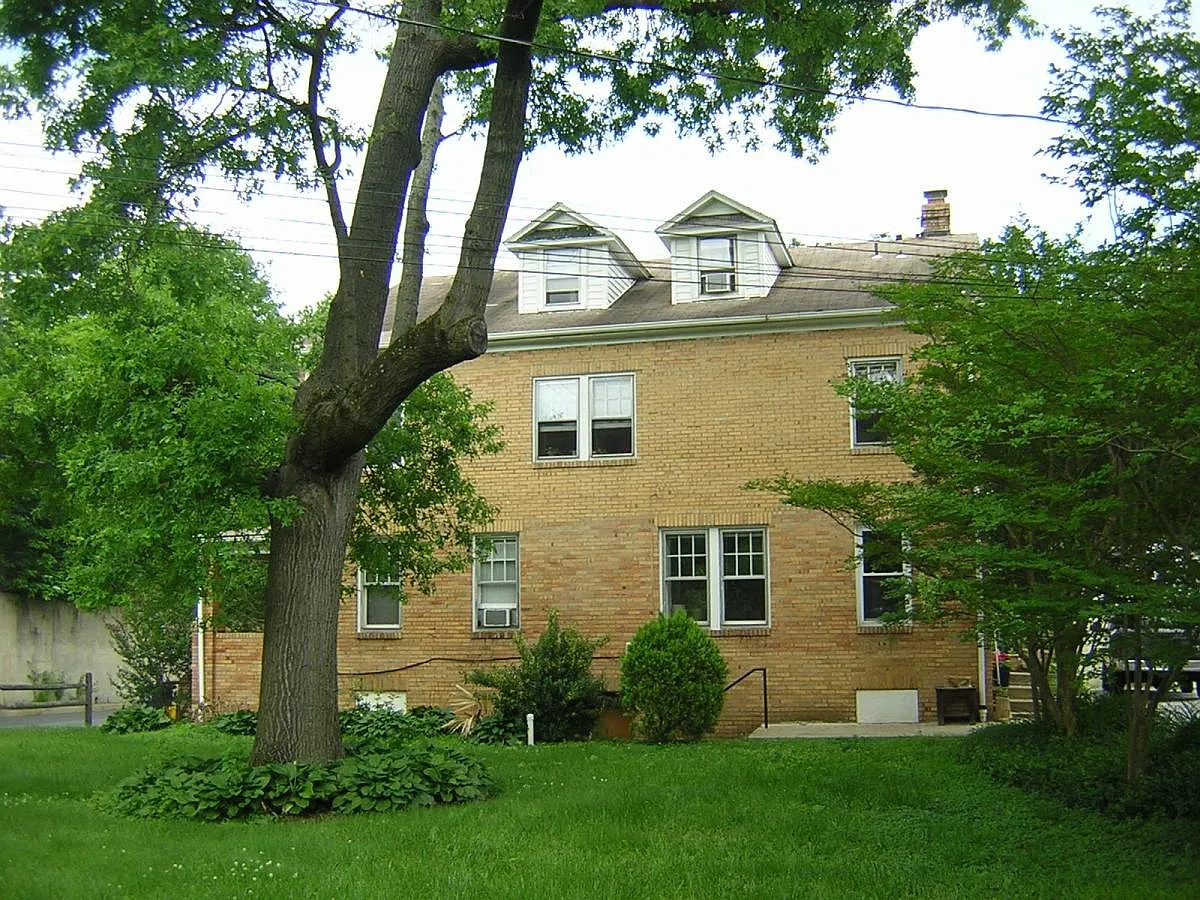 1 bed, 680 sqft, $1,725 — Photo 1