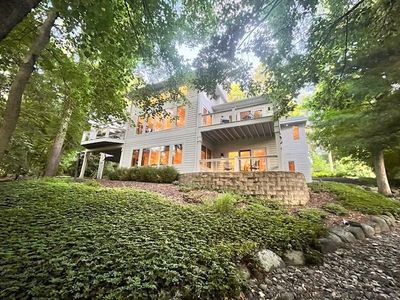 410 Deerpath W, Fontana, WI, 53125