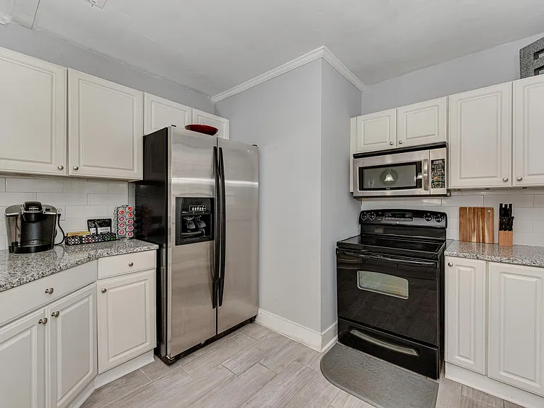 421 Keswick Ave — Photo 14