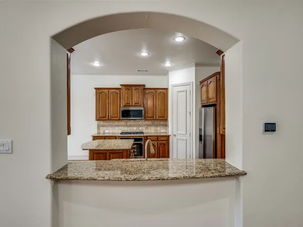 4452 Saint Andrews Blvd, Irving, TX 75038