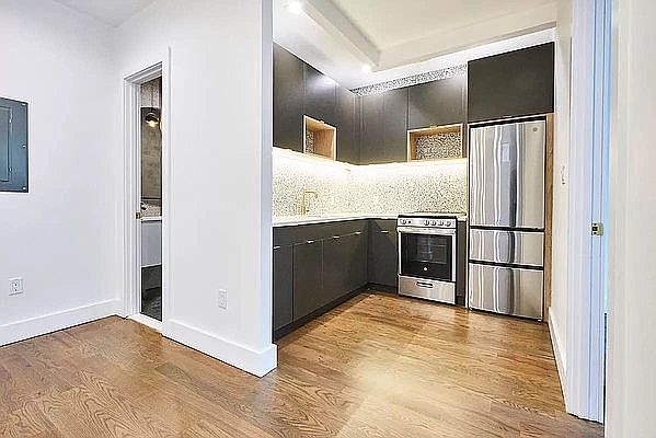 1st image of 545 Gates Ave #4F