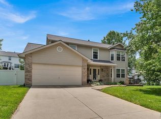8 Statesman Dr, O'Fallon, MO 63368