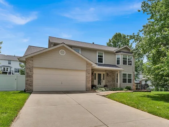 8 Statesman Dr, O'Fallon, MO 63368
