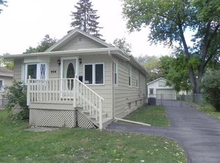 958 S Liberty St, Elgin, IL 60120