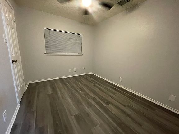 5th image of 10002 Stonefield Pl