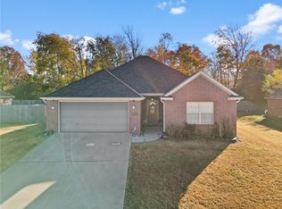 3609 Logan Heights Dr, Springdale, AR 72764