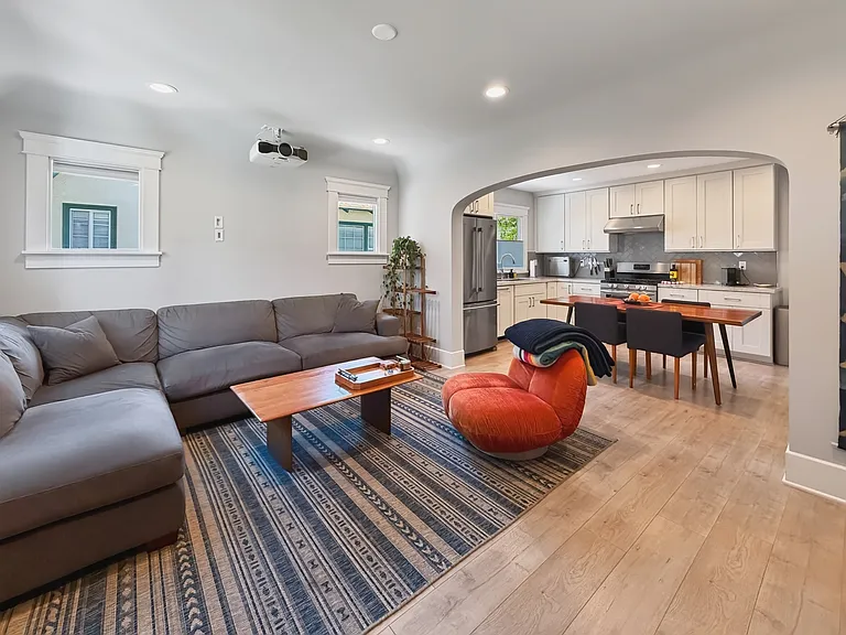 436 Riverdale Dr — Photo 1