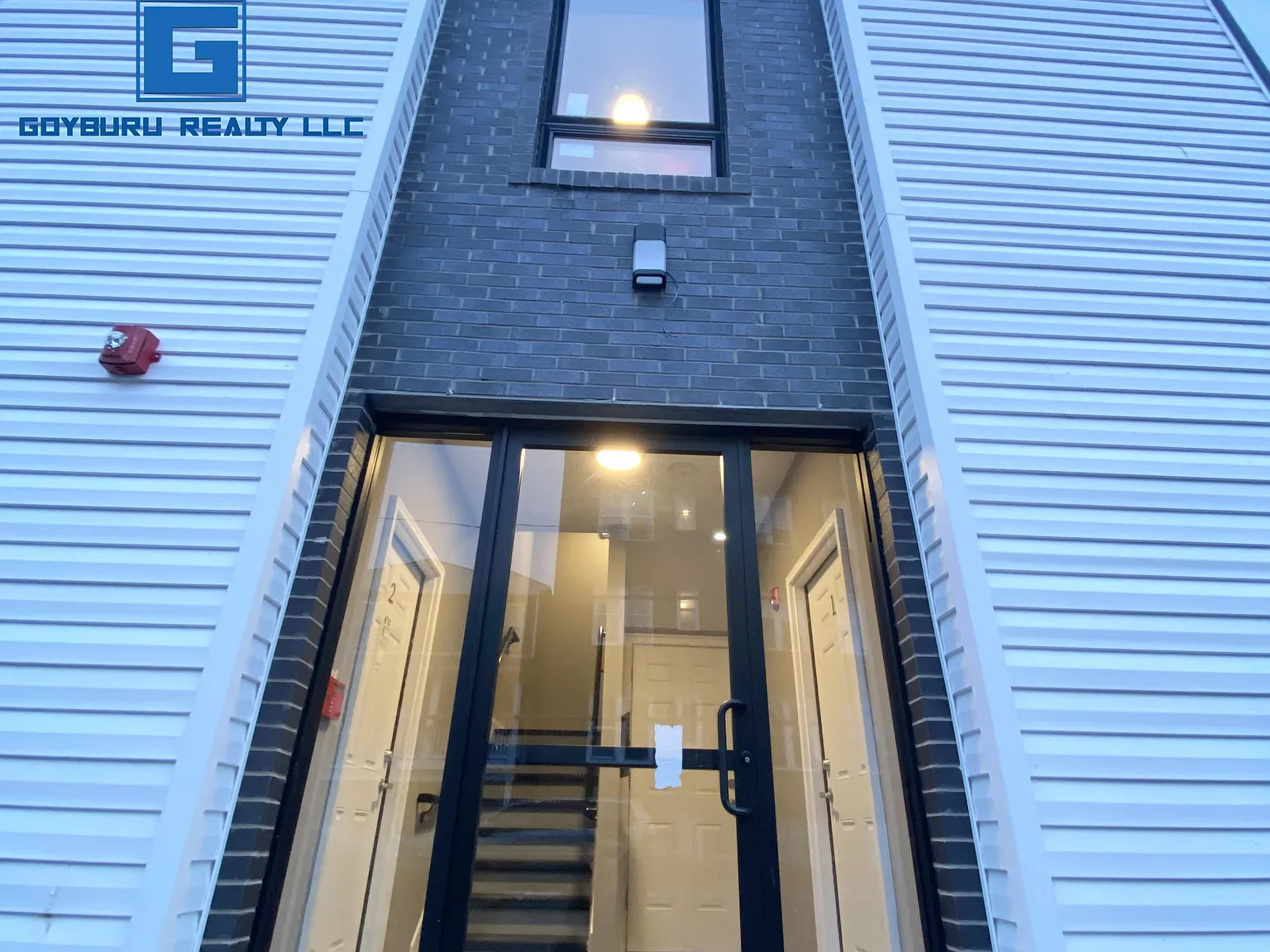 1 bed, $1,636 — Photo 2