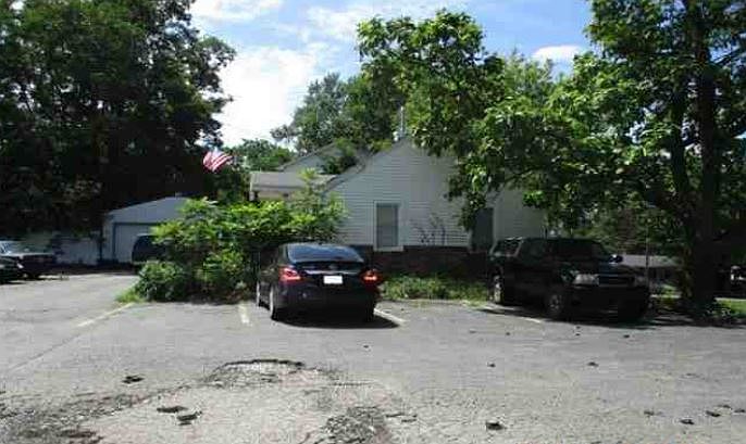 1st image of 4001 N Calumet Ave