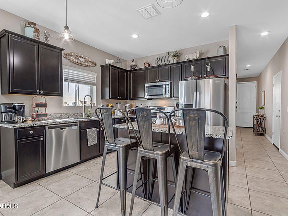 5th image of 2569 N WRIGLEY Drive