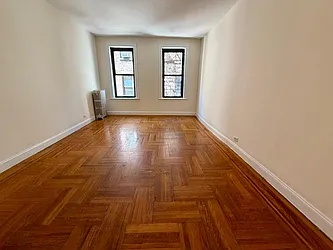 2922 Barnes Avenue, #3C
