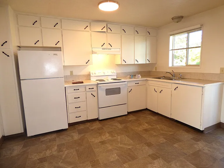1003-1085 Savage Rd NE — Photo 6