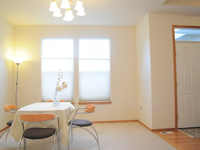 551 Quincy Ave NE — Photo 12