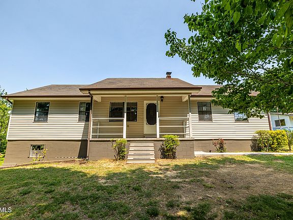 3rd image of 161 Mason Ln