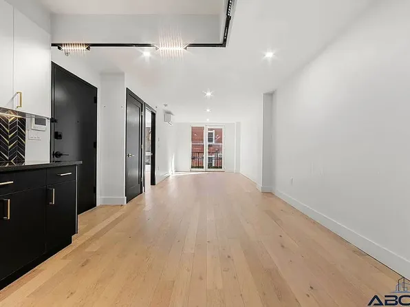 154 Lenox Road image 1 of 9