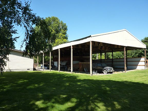 4th image of 1203 Arkansas Ave