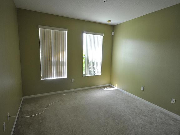 5th image of 3547 Valleyview Dr