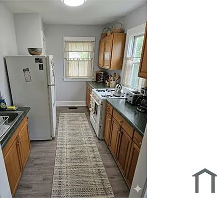 2 bed, 700 sqft, $1,300 — Photo 3