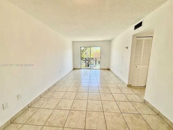 1530 SW 2nd St, Miami, FL
