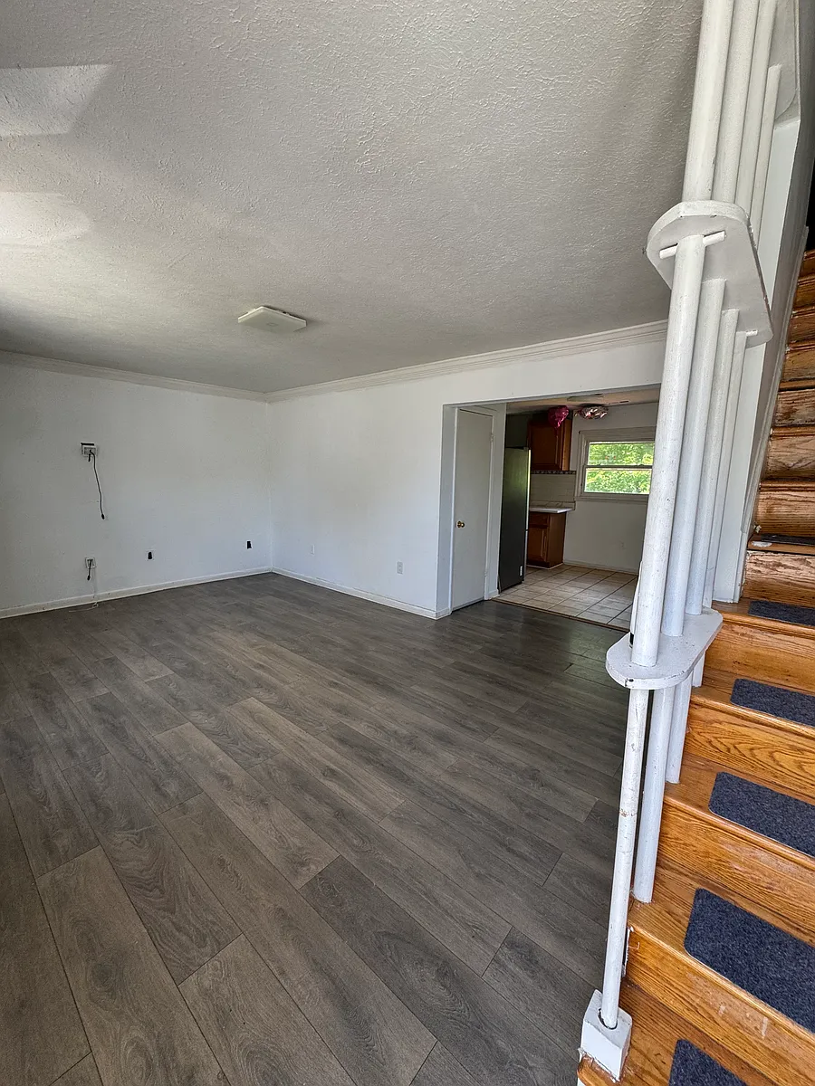 Building Photo - 1652 Hylton Ave