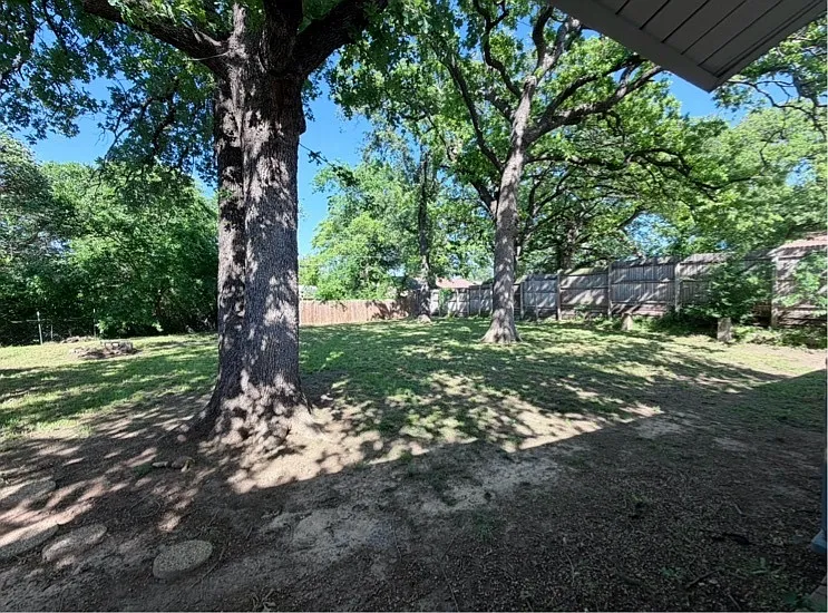 1005 Idlewood Avenue - 1 — Photo 2