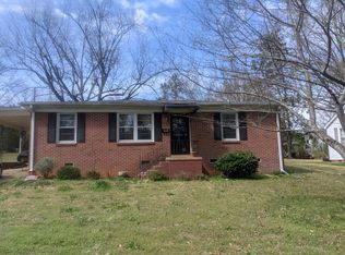 223 Briggs Ave, Greenwood, SC 29649