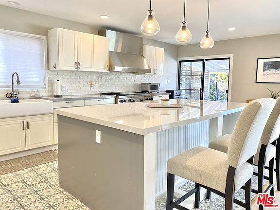 4th image of 4019 Don Ibarra Pl