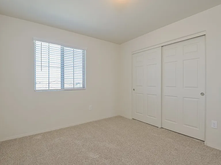 10854 W Claxton Dr — Photo 14