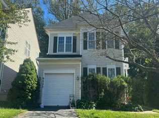 9323 Hedgeford St, Manassas Park, VA 20111