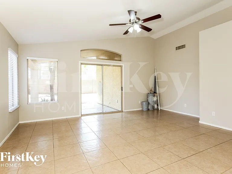 7225 W Blackhawk Dr — Photo 7