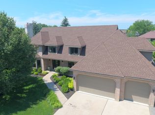 42 Founders Pointe N, Bloomingdale, IL 60108