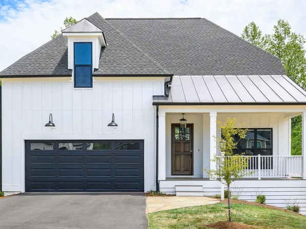 3332 Cliffstone Blvd, Charlottesville, VA 22911