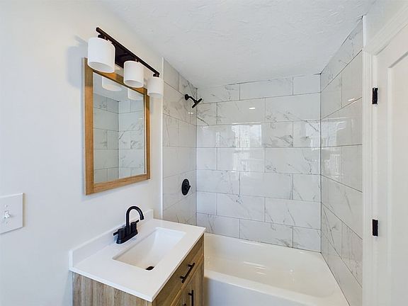 5th image of 31-39 South St #9