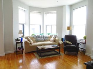 557 Columbus Ave APT 201, Boston, MA 02118