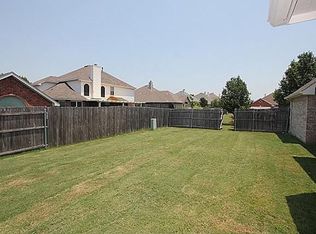 7009 Fox Run Ct, Watauga, TX 76137