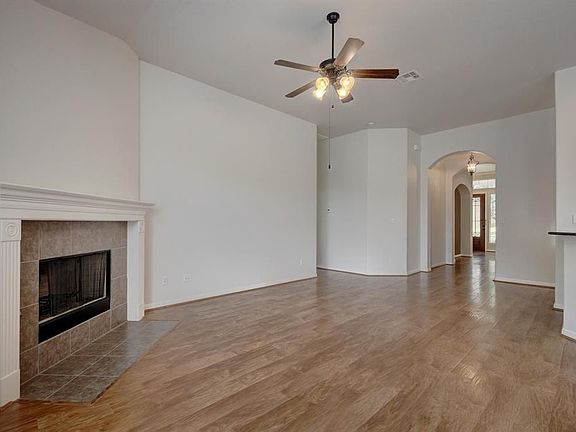 5th image of 11721 Cherisse Dr