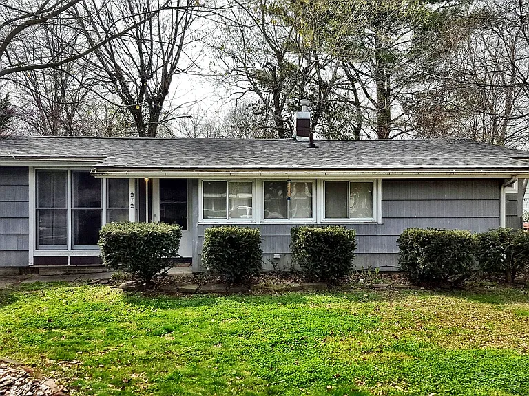 212 S Emerald Ln — Photo 1
