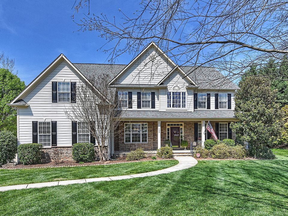 1st image of 132 Meadow Run Ln