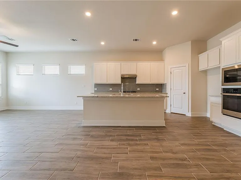 178 Brooks Ranch Dr — Photo 11