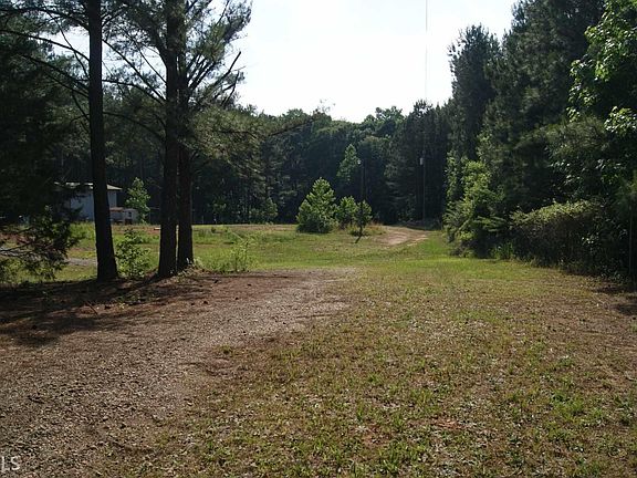 2nd image of 2561 Trotters Ln