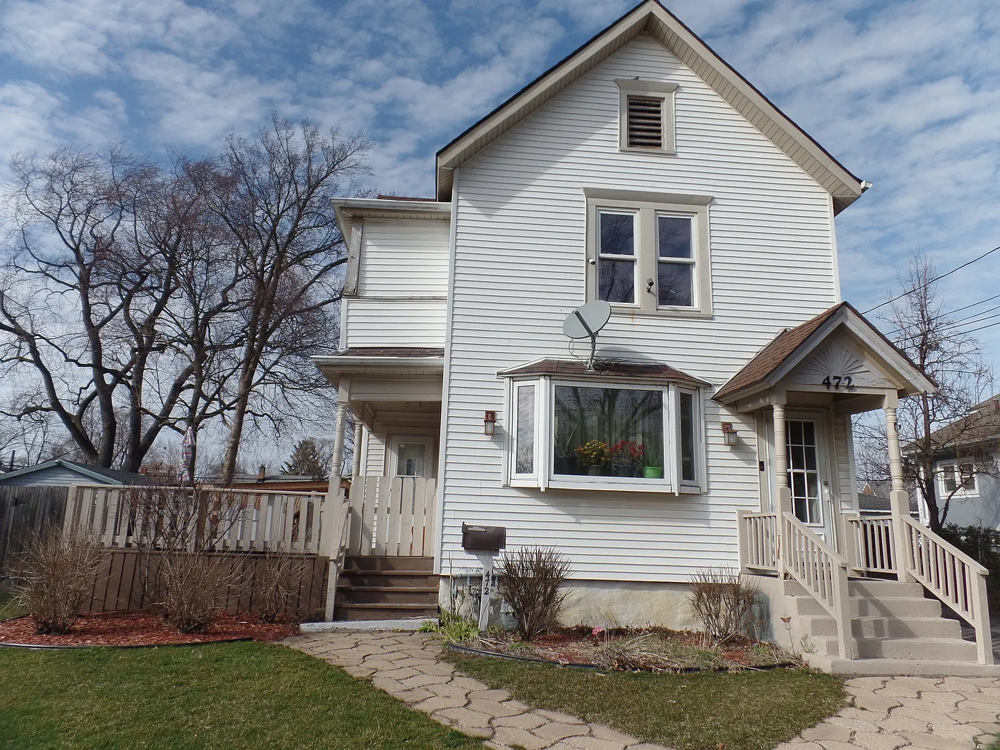 472 Franklin Blvd photo 1