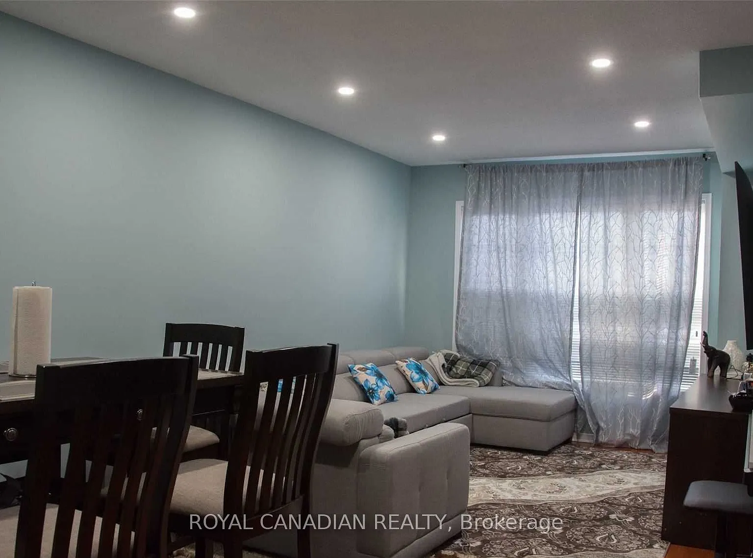 3 bed, $3,000 — Photo 3