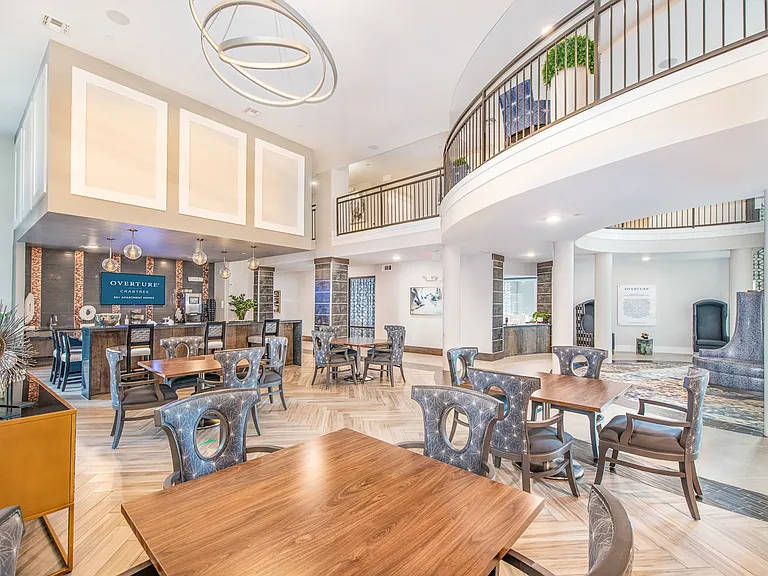 Nosh - Coffee Bar & Bistro