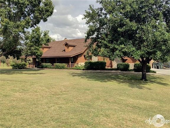 4th image of 236 Pauls Dr