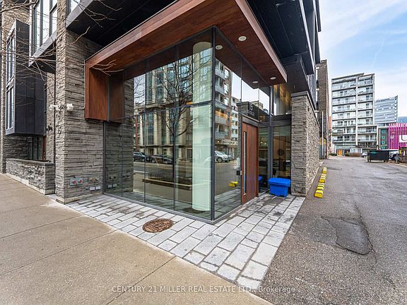 2nd image of 15 Beverley St Unit 301