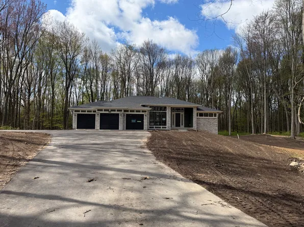 5482 Barley Dr, Rockford, MI 49341